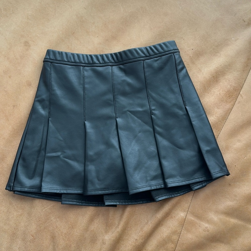 Abercrombie Kids black Pleather Skort